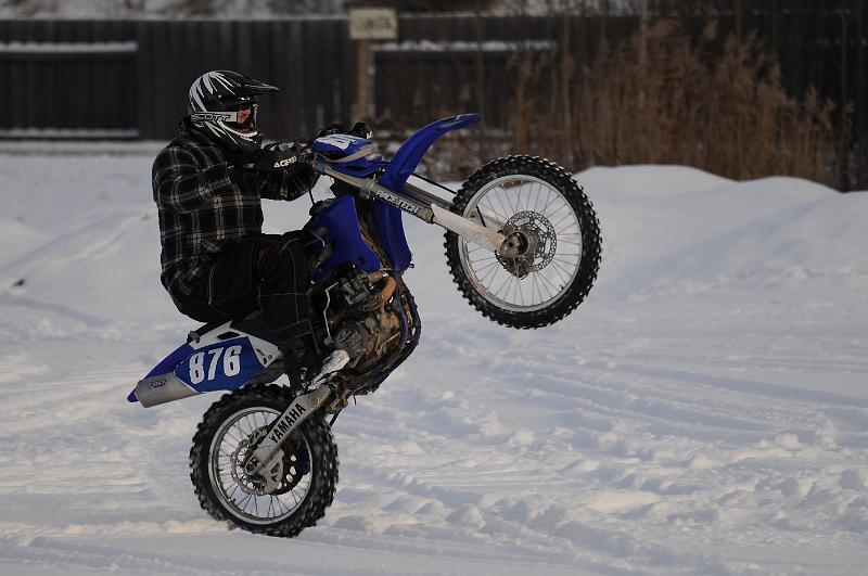 JOF_4439 Jonas wheelie.jpg